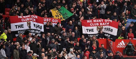 Video And Picture Glazers Out Campaigners Get Last Laugh Despite