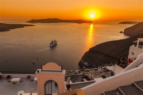 Santorini Caldera Boat Cruise With Sunset In Oia