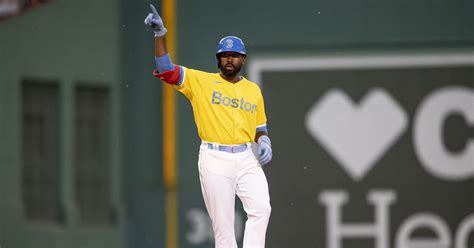 Daily Red Sox Links Jackie Bradley Jr Eric Hosmer J D Martinez