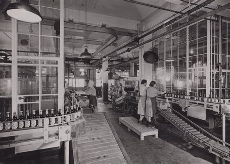 File:Taylor Walkers bottling plant c1950s (2).jpg 