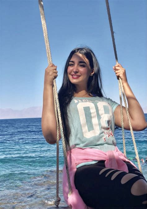 شوف خناقة جيهان خليل مع زوجها بسبب ايه في مشهد جامد جداً! صور.. جيهان خليل تستمع بإجازة الصيف فى دهب بعد انتهائها من ...