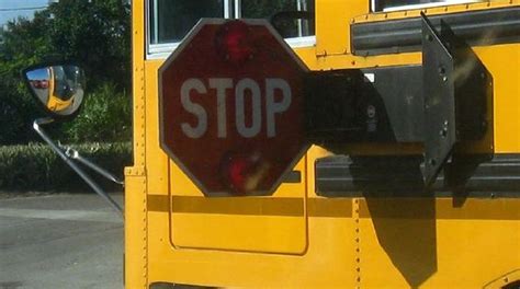 Local Agencies Cracking Down On School Bus Stop Violations Win 1049