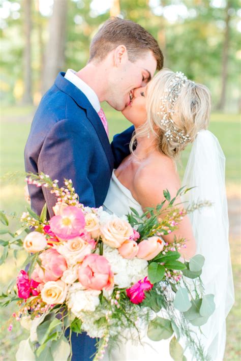 Southern Elizabethtown Spring Wedding