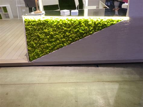 Verde Profilo Made Expo 2012 Milan Italy Moss