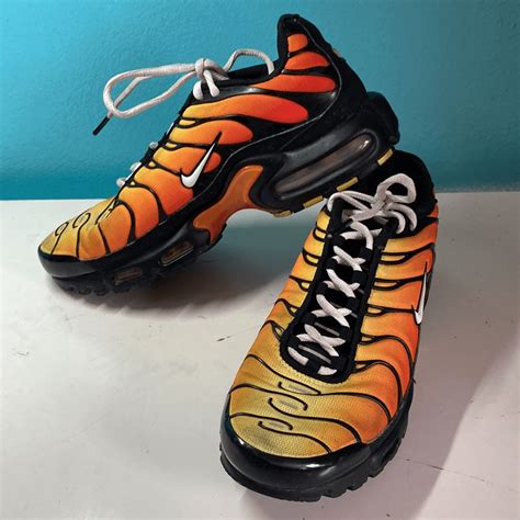 Nike Air Max Plus Tiger 852630 040 Size 8 41 Men Sneaker Orange