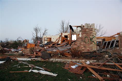 Washington Illinois Tornado Damage Photo Gallery
