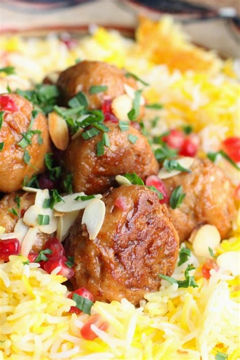 Un peu gay dans les coings... Boulette de poulet aux amandes, riz