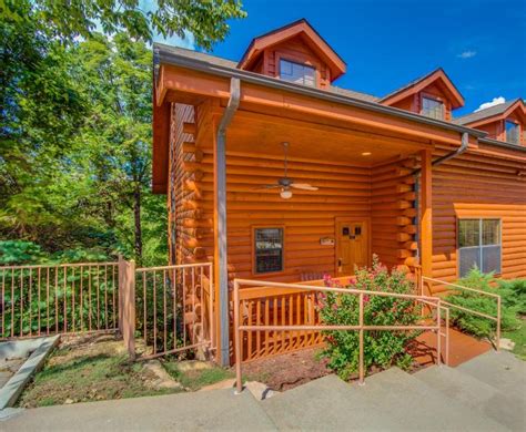 Updated 2020 Rustic Cabin In The Heart Of Branson Holiday Rental In