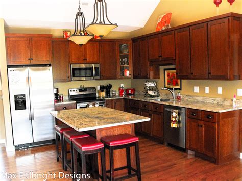 Architectural forms of private housing create hundreds of variations in the organization of space. One or Two Story Craftsman House Plan | Country Craftsman ...
