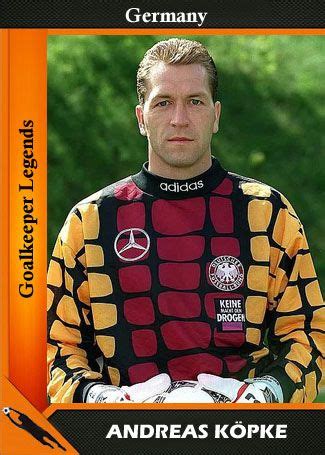 Danish goalkeeping legend peter schmeichel finally hung up his since retiring from playing schmeichel has mostly worked in the media as a football pundit both in his. Pin von İsmet Yırtımcı auf Football (Futbol) | Fussball ...