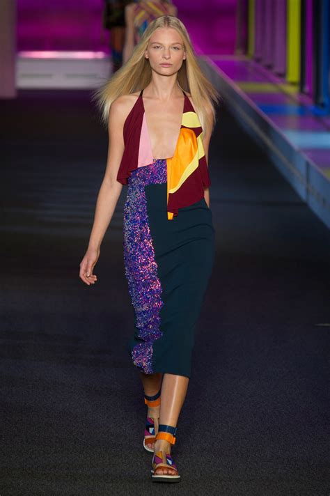 Coleção Peter Pilotto Londres Verão 2015 Rtw Desfiles Ffw