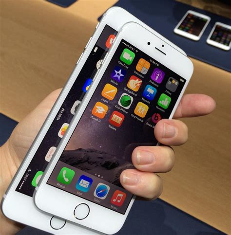 iPhone 6 and iPhone 6 Plus Hands-on - Chip Chick
