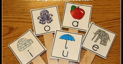 Classroom Freebies Two Freebies For Teaching Short Vowel Sounds