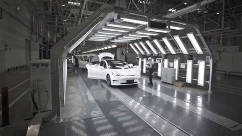 A Rare Look Inside Tesla Factory In China Supply Chain Council Of