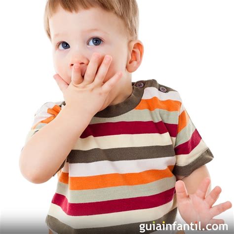 Es imposible definir cuando comenzamos a comprar ropa de niños de la de bebe, de ahí que deseamos aconsejaros a lo largo de todo las fases por las que va a pasar nuestro pequeño desde su nacimiento hasta su mayoría de edad. Los miedos típicos en los niños menores de 2 años