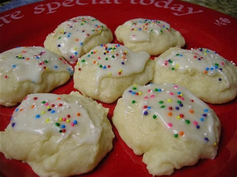 This recipe is so simple and so easy to change up!! italian christmas cookie recipes giada