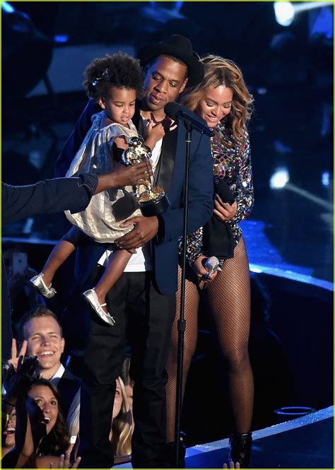 Beyonce And Jay Zs Daughter Blue Ivy Is So Excited To Be A Big Sister