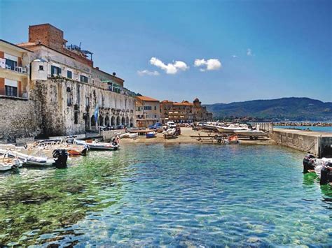 Auf unserer landkarte findest du alle little travel society hotels und ferienhäuser übersichtlich auf einer weltkarte angeordnet. Cilento via treno | Napoli Post | Notizie, politica ...