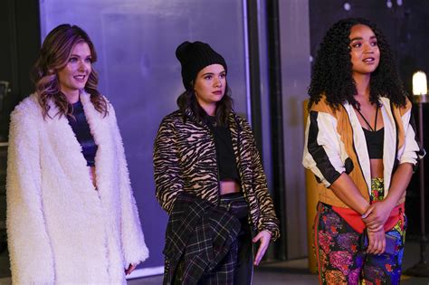 The Bold Type De Celles Qui Osent Photo Aisha Dee Katie Stevens Meghann Fahy Sur