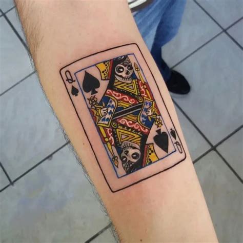 46 Unique Queen Of Spades Tattoo Designs To Add To Your Tattoo Collection