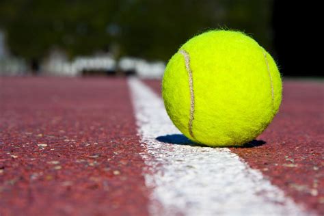 Konkurs Artillerie Larynx Ball Beim Tennis Unendlich Überwachen Tochter