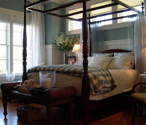 Most of the canopy beds presented here include white canopy curtains because they look very chic, bright, and give a romantic and pure style to the bed. Romantic canopy bed | Country master bedroom, Hgtv dream ...