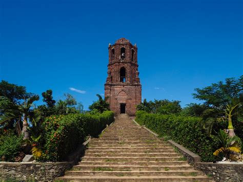 Vigan And Ilocos Norte Day Tour With Transfers From Lao