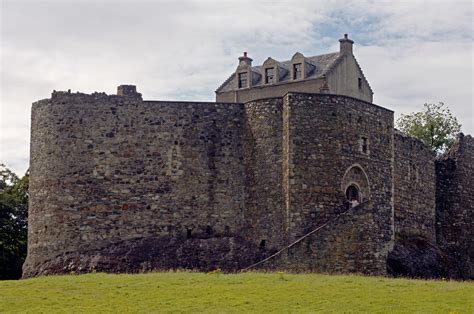 Dunstaffnage Castle A Medieval Stronghold Once Captured By Robert The