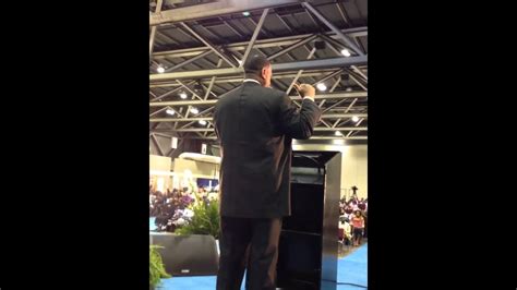 Rev Frank Ray Preaching In Cogic Aim Youtube