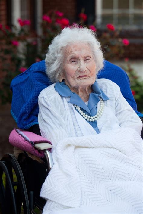 world s oldest person besse cooper dies at 116