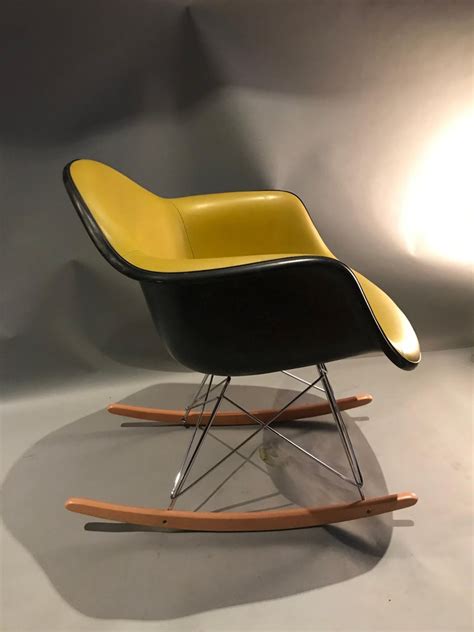 The rar, or rocking armchair rod, is a classic modernist chair, designed in 1948 by charles eames. Herman Miller Eames Fiberglass Rocking Chair Model RAR For ...