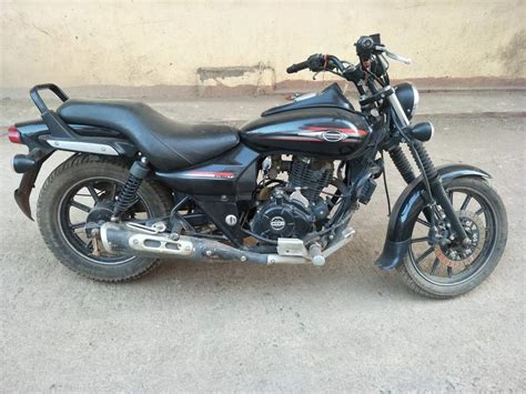 Check mileage, colors, speedometer, user reviews, images and pros cons at maxabout.com. Used Bajaj Avenger Street 220 Bike in Guna 2016 model ...