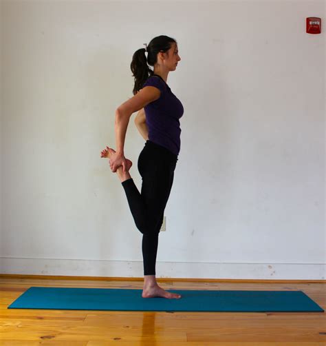 Yoga For Strong Knees Sports Medicine Feb Mar 2013 Vermont Sports