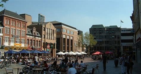Acquired by the city in 1849, the small parcel of land was named in 1891 for william tecumseh sherman. Market Square in Eindhoven, Netherlands | Sygic Travel