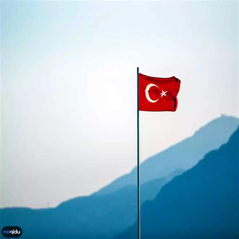 Rüyada Türk Bayrağı Görmek Dalgalanan Türk Bayrağı Tabiri