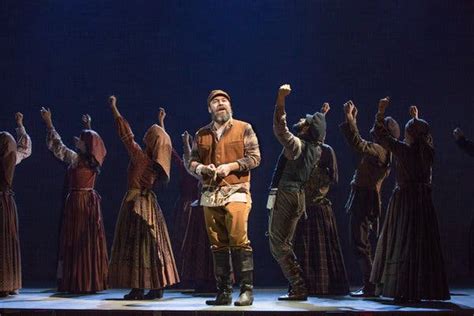 Review A ‘fiddler On The Roof Revival With An Echo Of Modernity The
