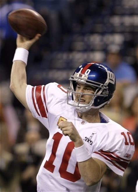 Giants Win New York Giants Quarterback Eli Manning Throws A Pass