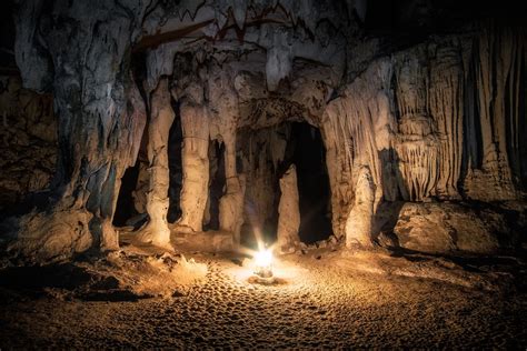 25 Breathtaking Photos Of Caves Around The World Reader