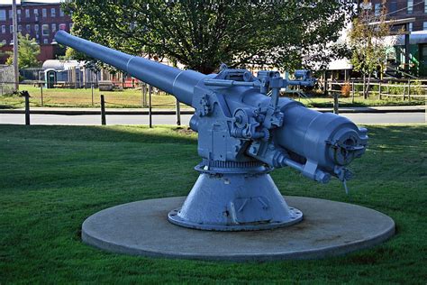 Wwii American Navy Deck Gun On Display Out Front At The Ba Flickr