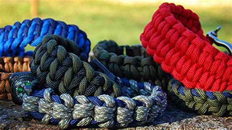 We pride ourselves in the highest quality paracord, clips and hardware. 25 Paracord Projects, Knots, And Ideas To Make On Your Own