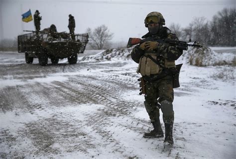 ukraine troops retreat as embattled debaltseve falls to rebels