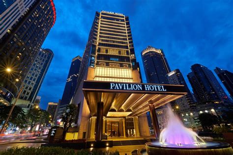 This kuala lumpur hotel is ideally located at the edge of the city centre , surrounded by major public highways, making it easily accessible for entering and. Pavilion Hotel Kuala Lumpur Managed by Banyan Tree预订 ...