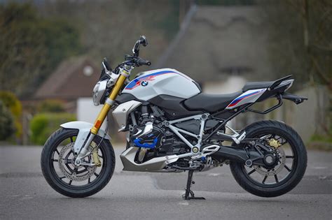 The r 1250 r is designed for a dynamic appearance, offering you performance in every engine speed range. BMW R 1250 R Sport TE HP Billet Pack - Bahnstormer Motorrad