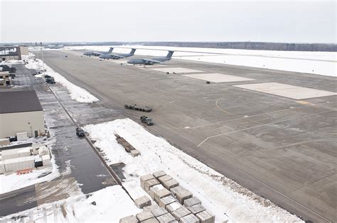 Dover Aircraft Depart Before Storm Dover Air Force Base News