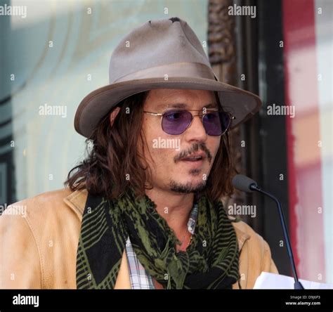 Johnny Depp Penelope Cruz Receives A Star On The Hollywood Walk Of Fame