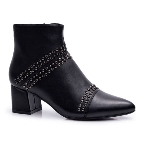 Ps1 Womens Boots On A Heel In Spitz With Rivets Black Primma Keeshoes