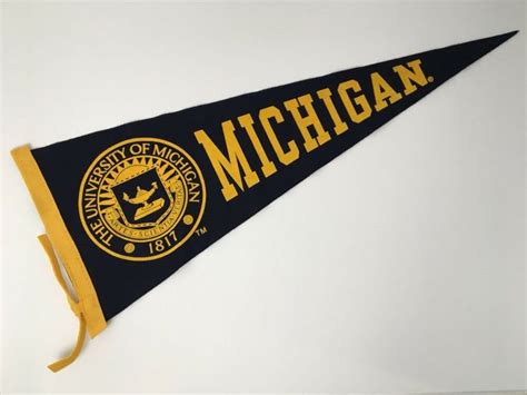Vintage University Of Michigan Felt Pennant 1817 Seal Usa Made In 2020