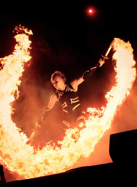 Fire Performers For Hire Entertainment Fire Eaters Uk London
