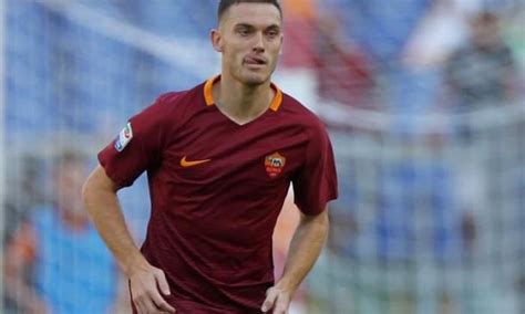 transfer news former arsenal defender thomas vermaelen set for barcelona return after roma