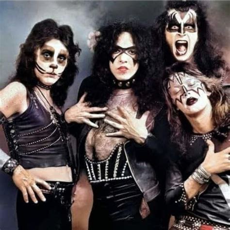 White Face Paint Black And White Face Kiss Band Hot Band Ace Frehley Stage Outfits Rock
